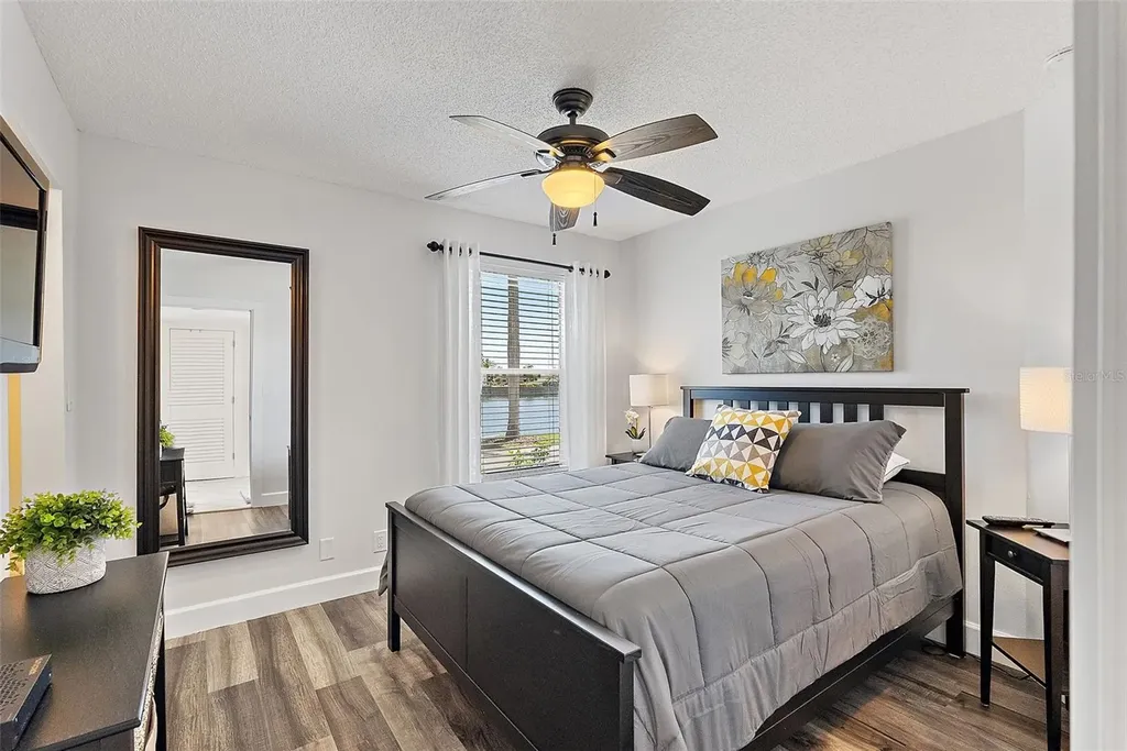 6100 Bahia Del Mar Circle St Petersburg FL 33715