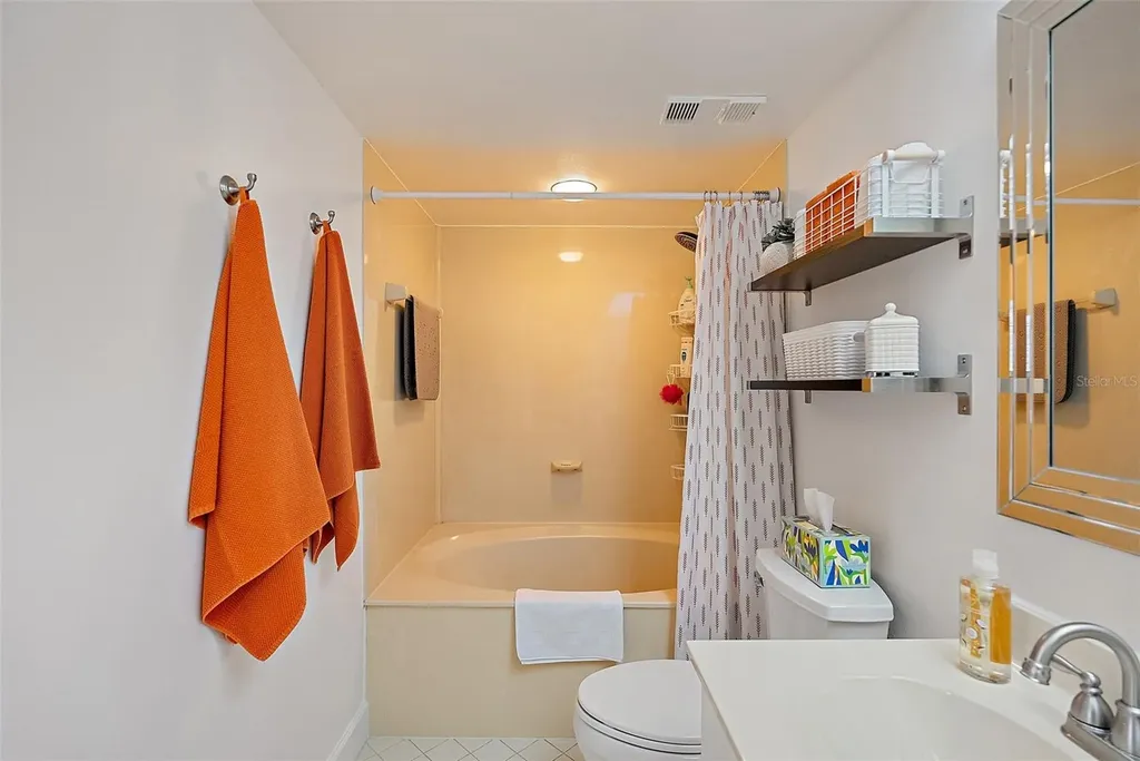 6100 Bahia Del Mar Circle St Petersburg FL 33715
