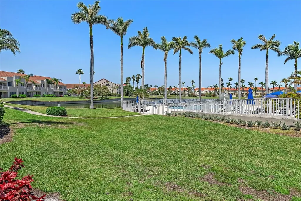6100 Bahia Del Mar Circle St Petersburg FL 33715