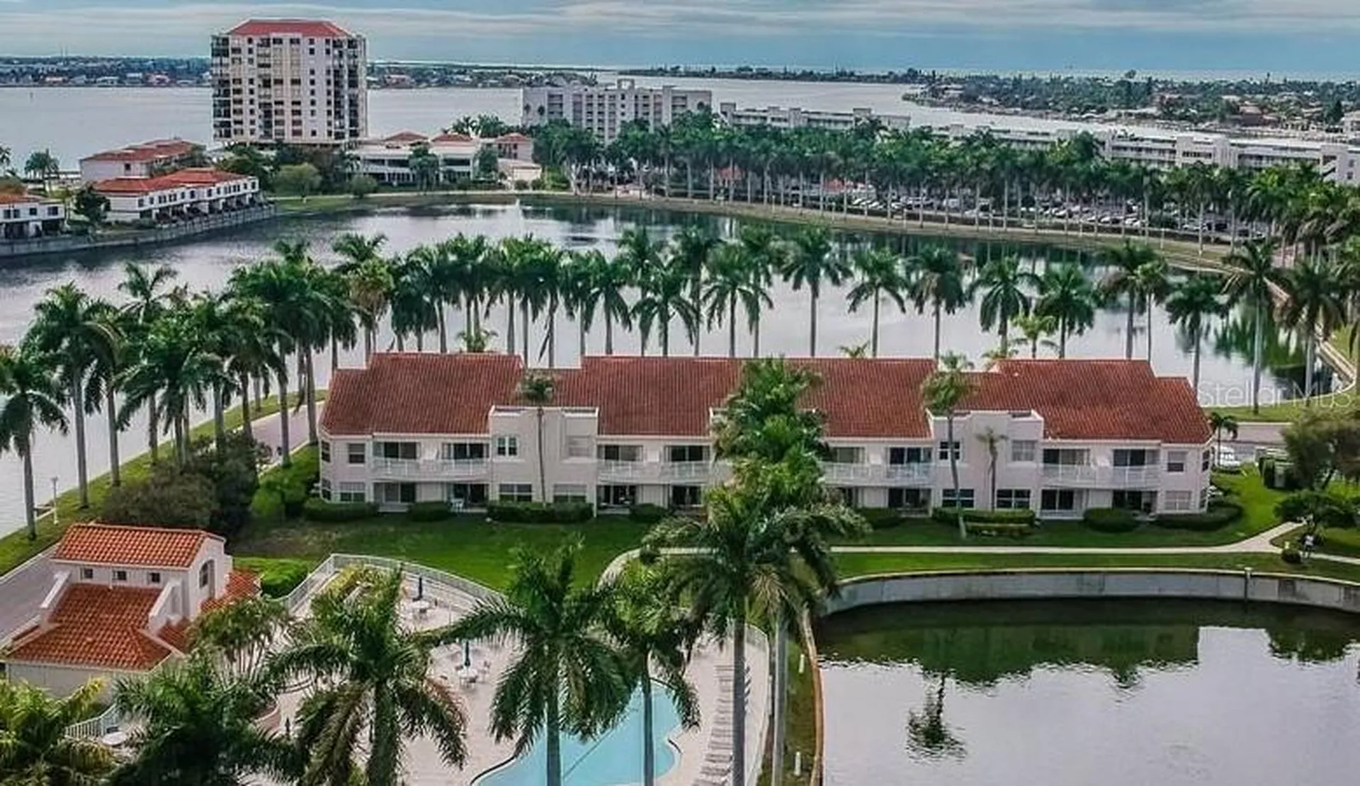 6100 Bahia Del Mar Circle St Petersburg FL 33715