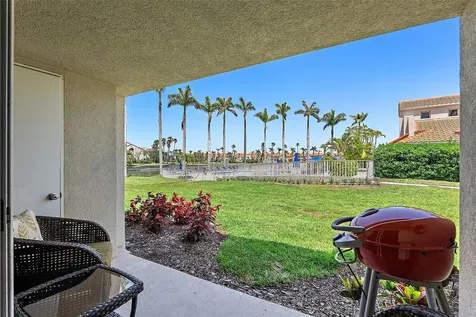 6100 Bahia Del Mar Circle St Petersburg FL 33715