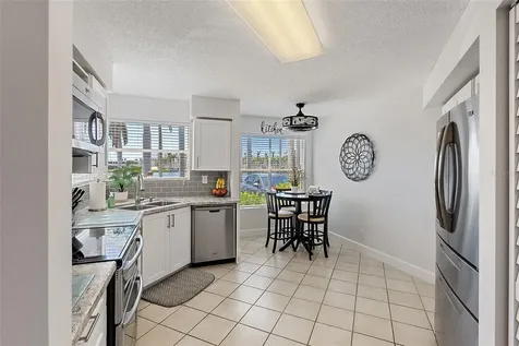 6100 Bahia Del Mar Circle St Petersburg FL 33715