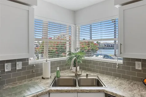 6100 Bahia Del Mar Circle St Petersburg FL 33715