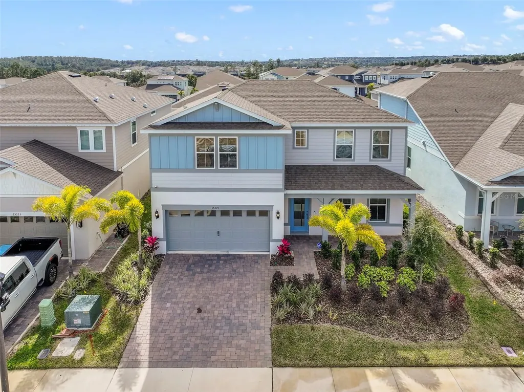 15319 Soaring Bluff Drive Montverde FL 34756