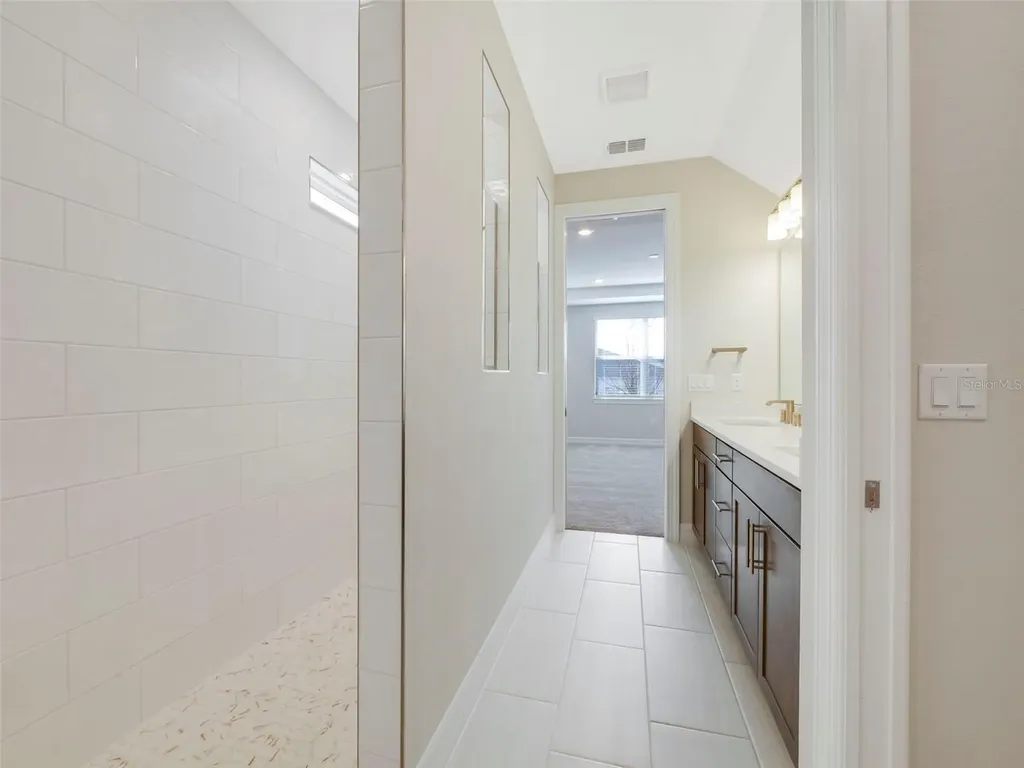 15319 Soaring Bluff Drive Montverde FL 34756