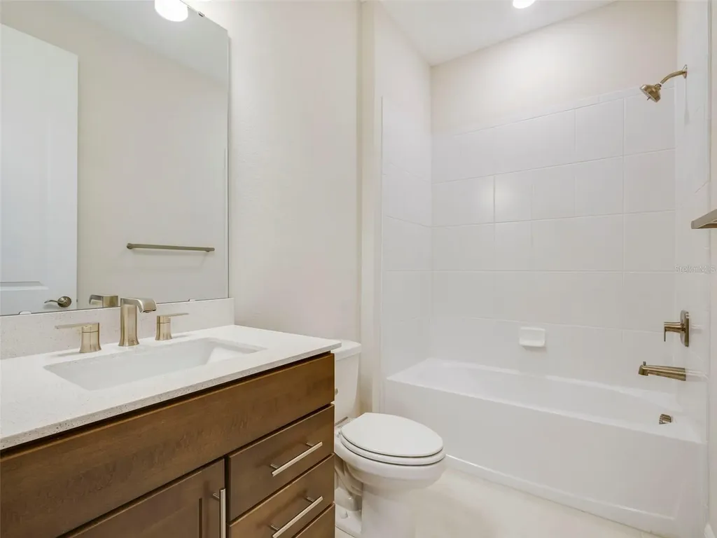 15319 Soaring Bluff Drive Montverde FL 34756