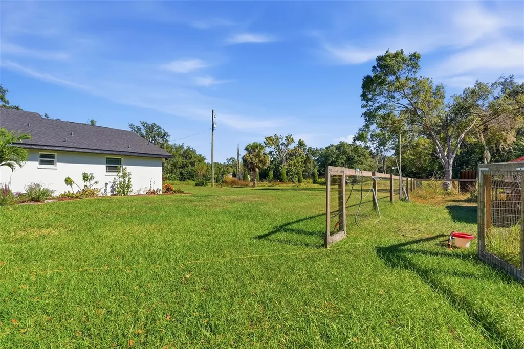 2506 Hawk Griffin Road Plant City FL 33565