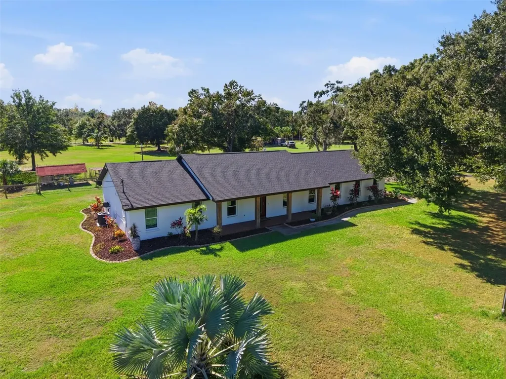 2506 Hawk Griffin Road Plant City FL 33565