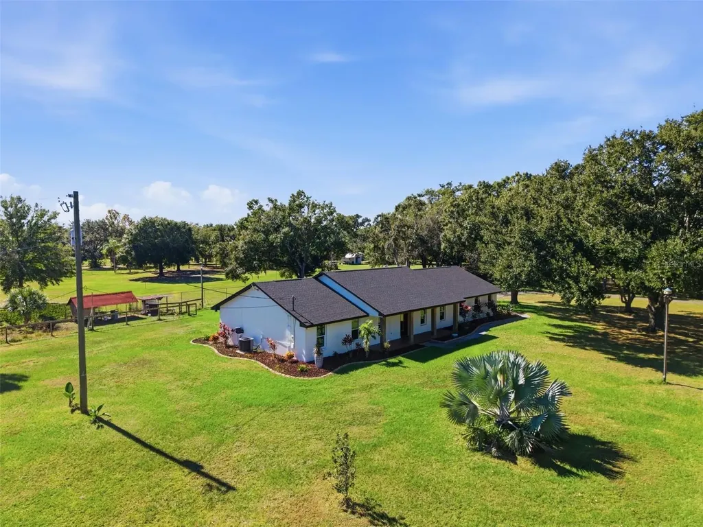 2506 Hawk Griffin Road Plant City FL 33565
