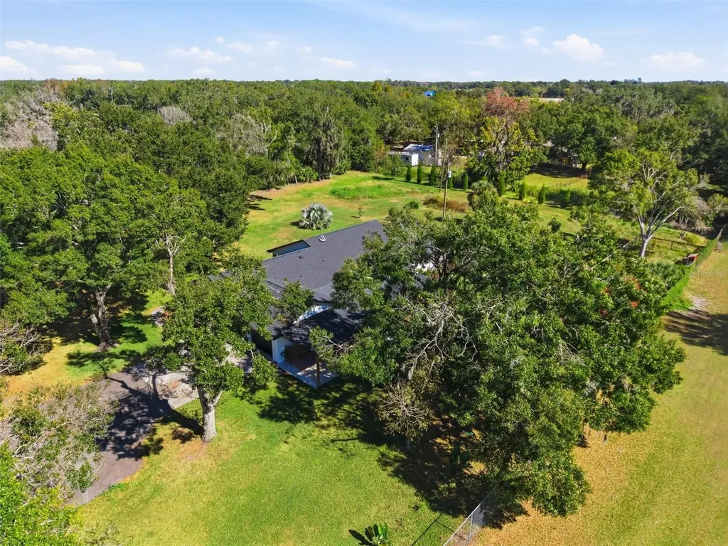 2506 Hawk Griffin Road Plant City FL 33565