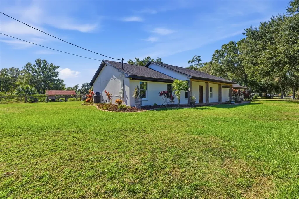 2506 Hawk Griffin Road Plant City FL 33565
