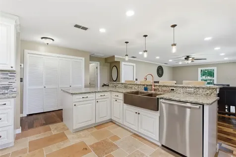 2506 Hawk Griffin Road Plant City FL 33565