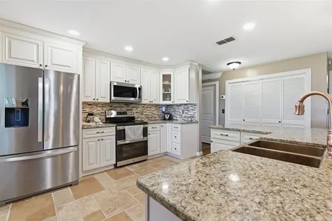 2506 Hawk Griffin Road Plant City FL 33565