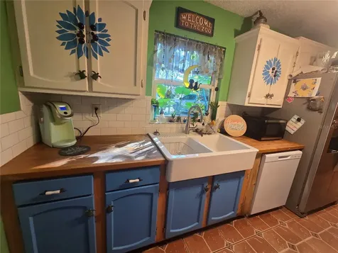940 W Minnesota Avenue Orange City FL 32763
