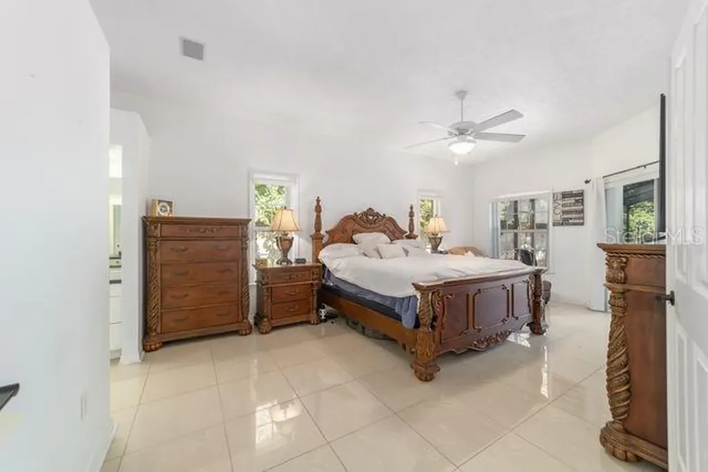 4893 SW 4th Circle Ocala FL 34471