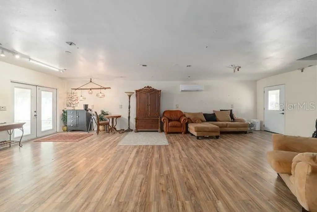 4893 SW 4th Circle Ocala FL 34471