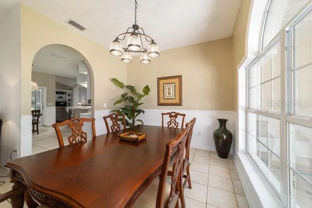 4893 SW 4th Circle Ocala FL 34471