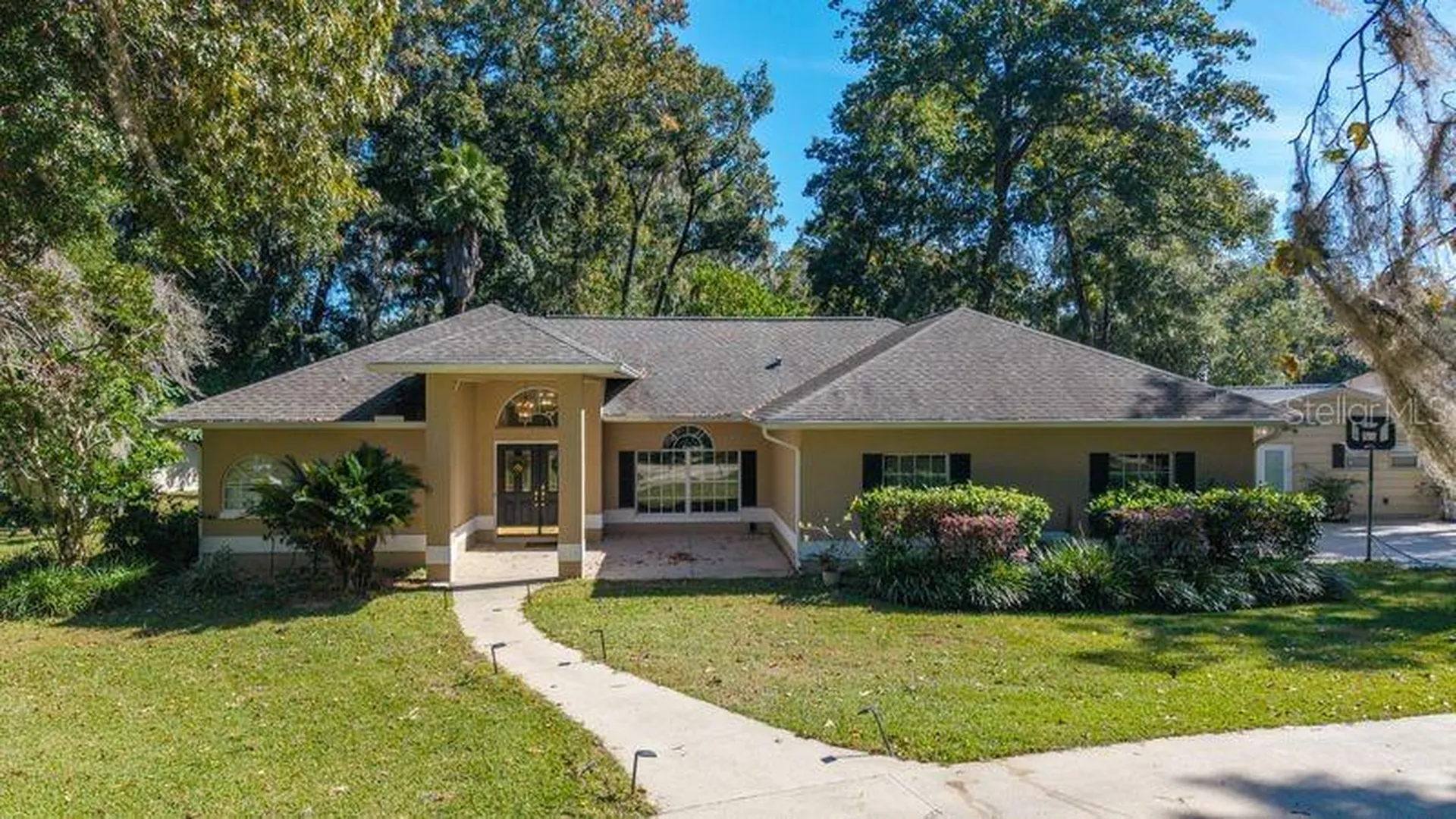 4893 SW 4th Circle Ocala FL 34471