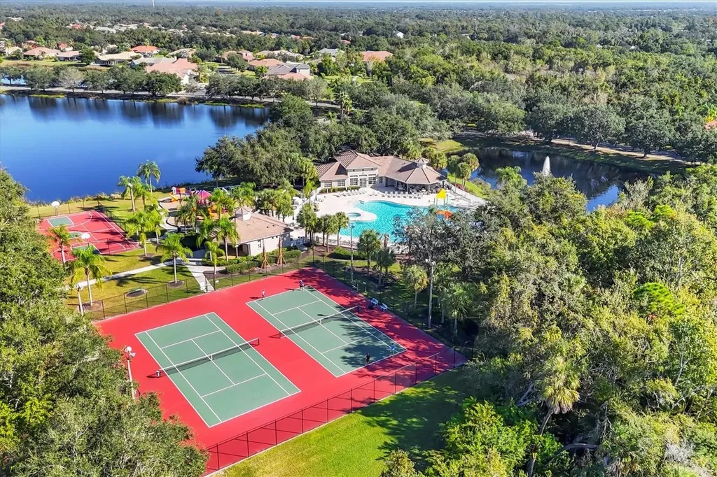 13046 Peregrin Circle Bradenton FL 34212