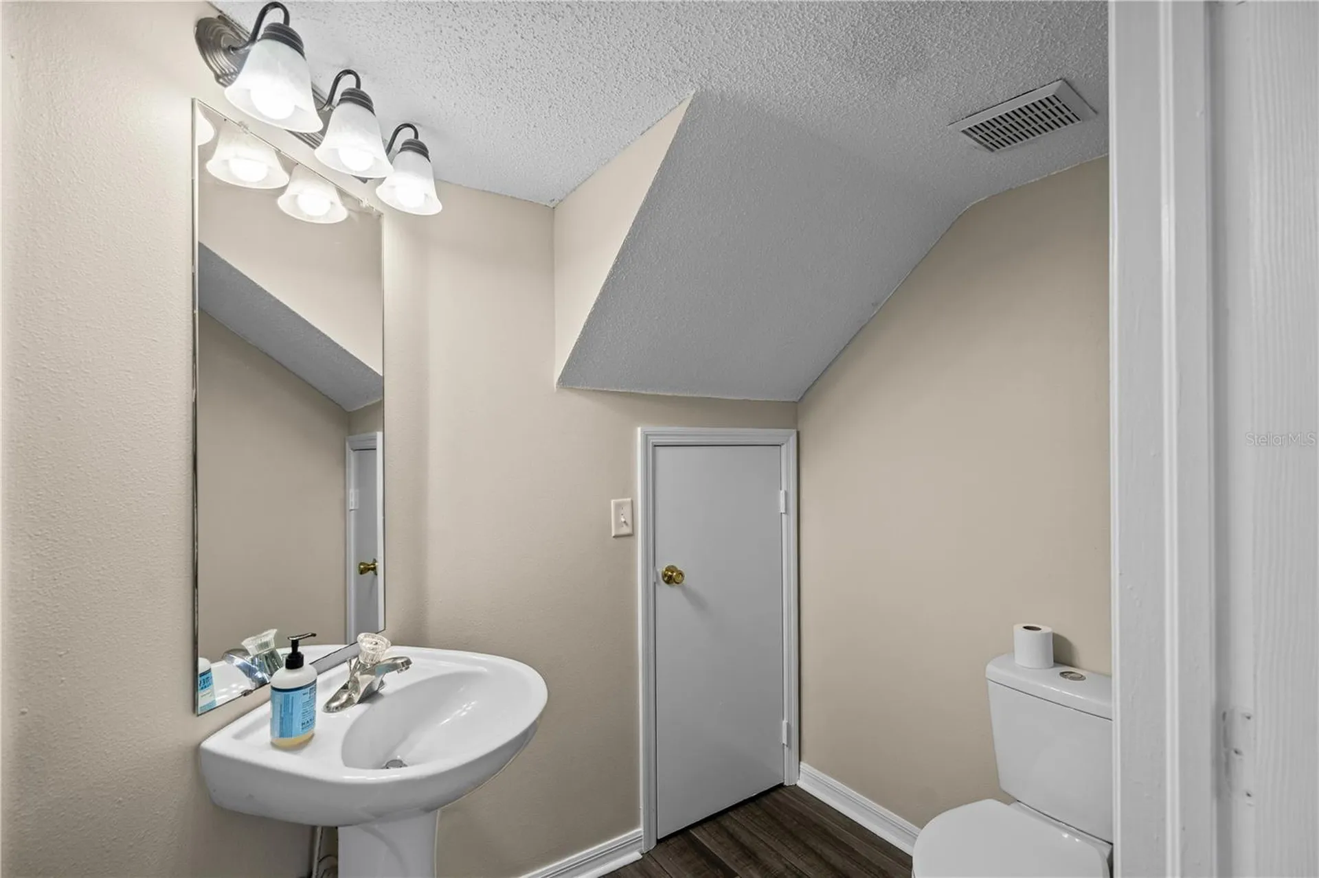 4120 Gradstone Place Tampa FL 33617
