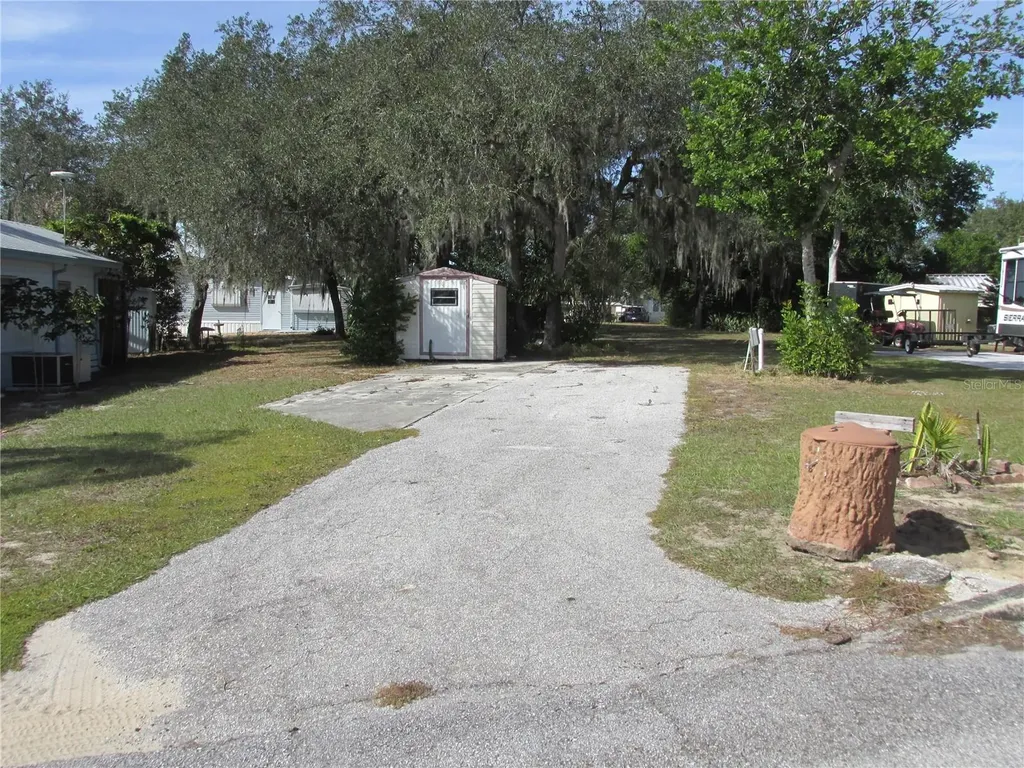 5 Blue Quill Circle Lake Wales FL 33898
