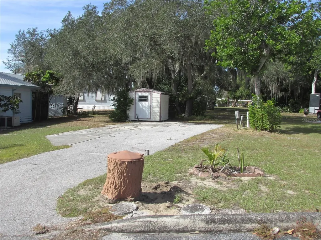5 Blue Quill Circle Lake Wales FL 33898