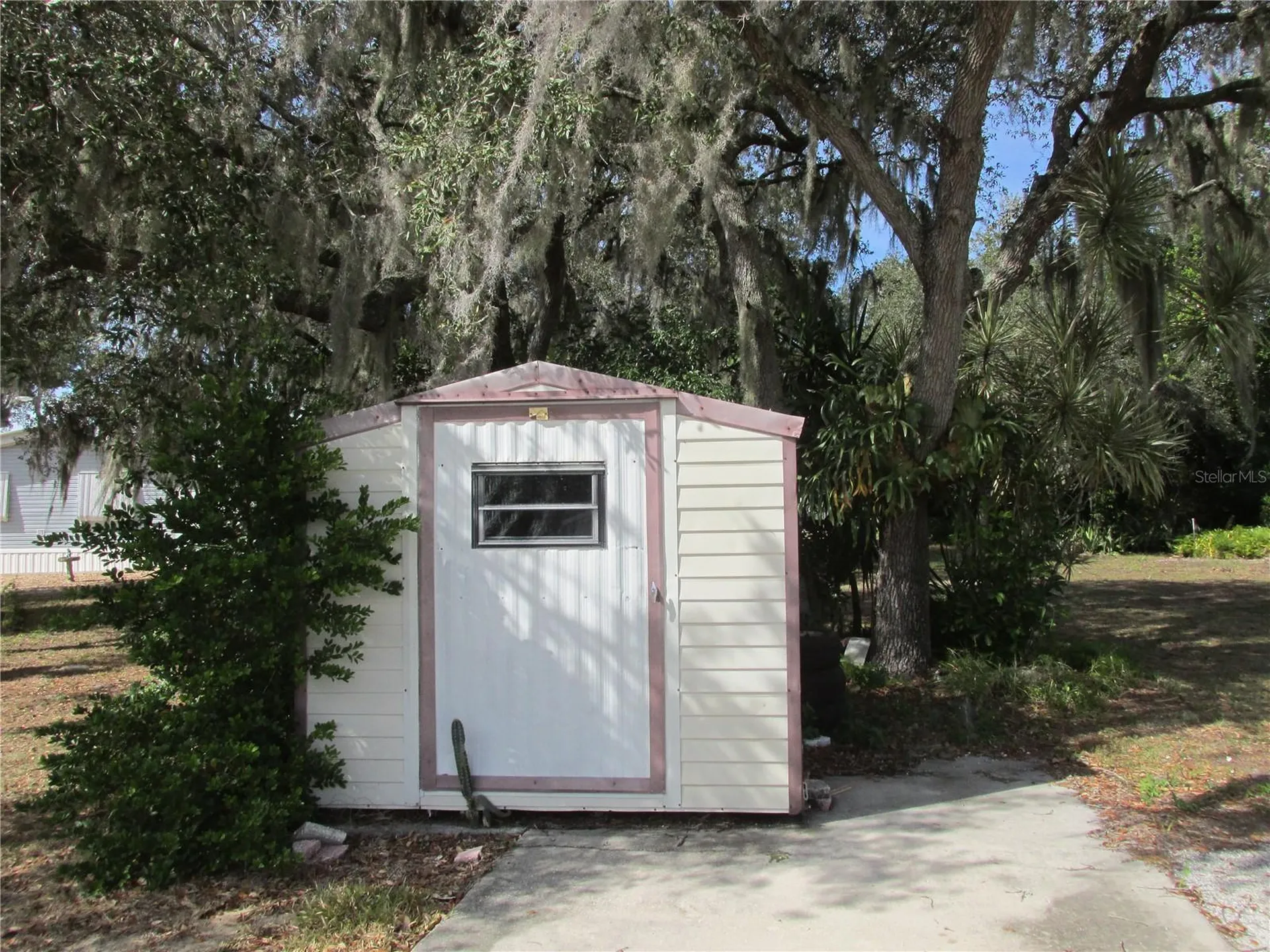 5 Blue Quill Circle Lake Wales FL 33898