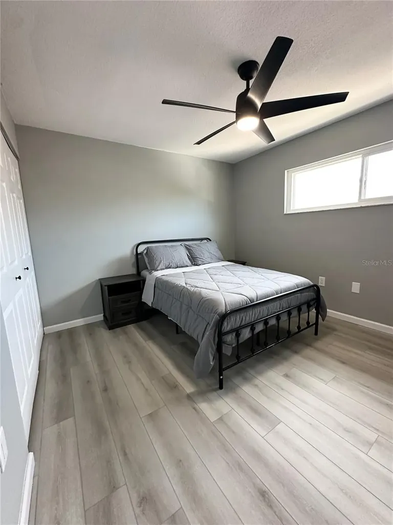 460 Base Avenue Venice FL 34285