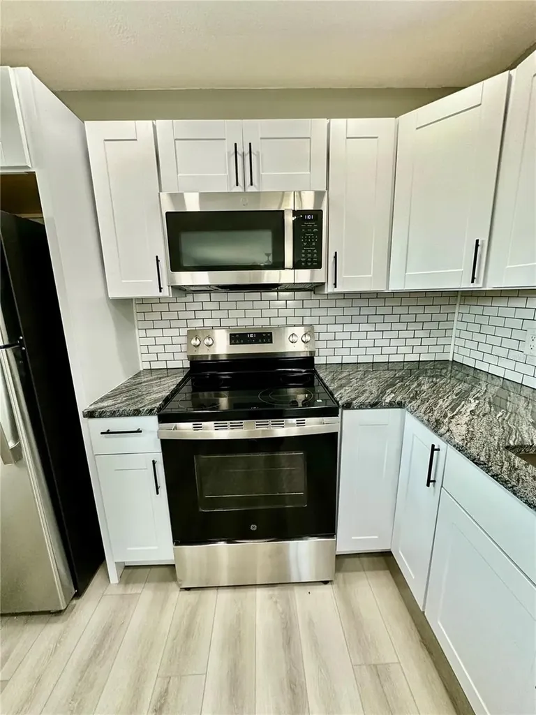 460 Base Avenue Venice FL 34285