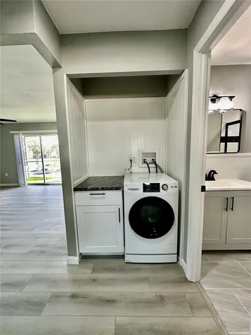 460 Base Avenue Venice FL 34285
