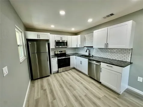 460 Base Avenue Venice FL 34285