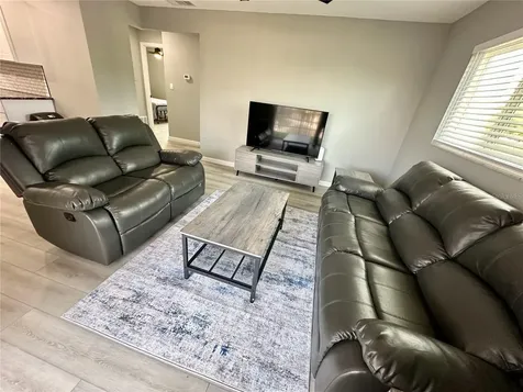 460 Base Avenue Venice FL 34285