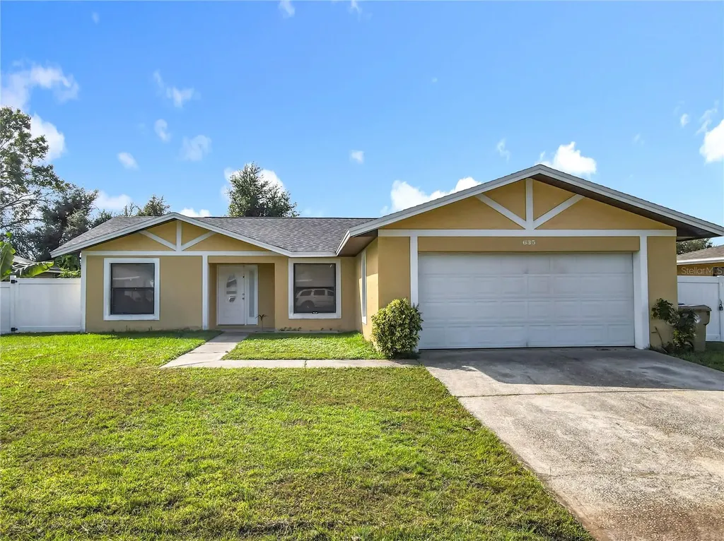 635 Fresno Court Kissimmee FL 34758