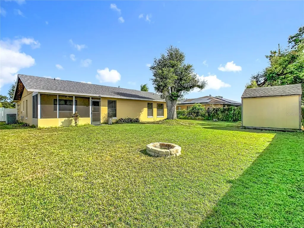 635 Fresno Court Kissimmee FL 34758