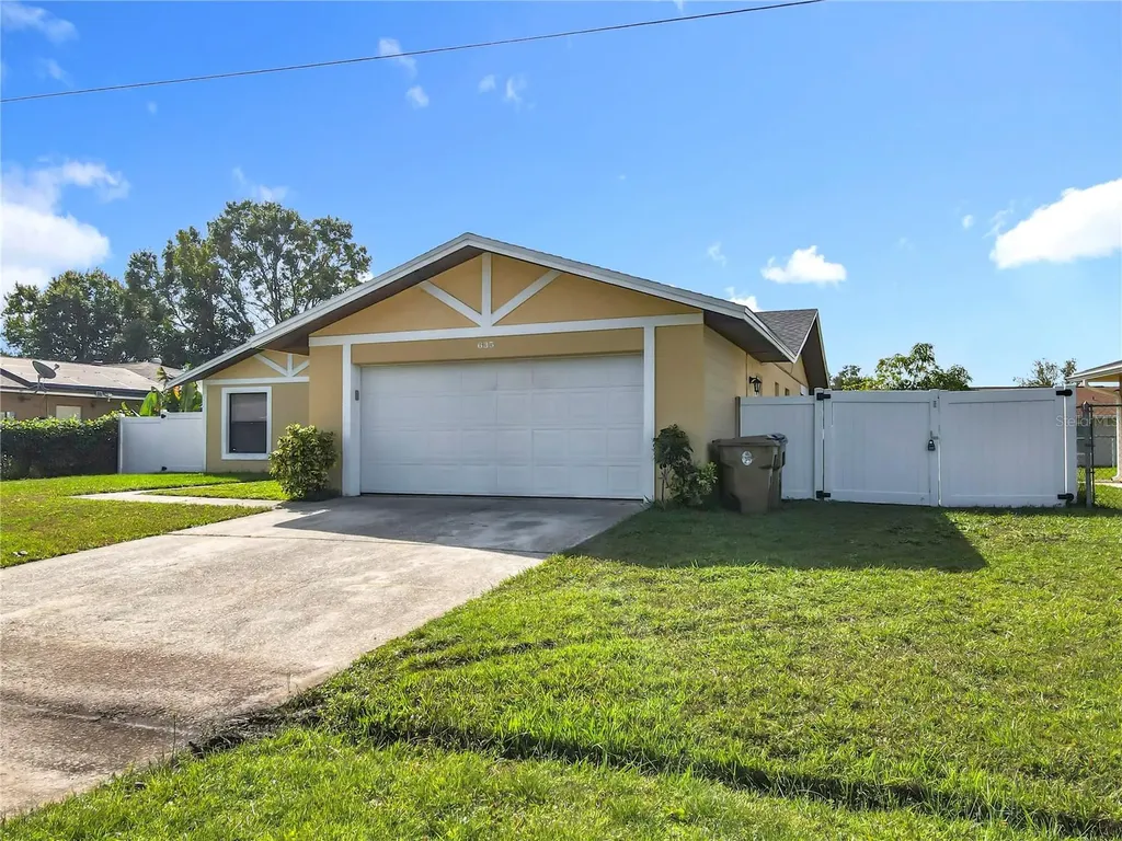 635 Fresno Court Kissimmee FL 34758