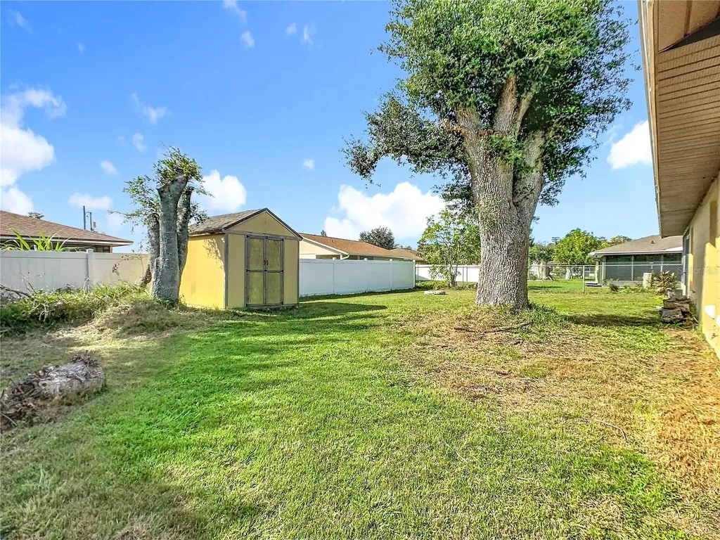 635 Fresno Court Kissimmee FL 34758