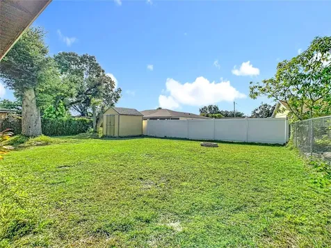 635 Fresno Court Kissimmee FL 34758