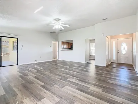 635 Fresno Court Kissimmee FL 34758
