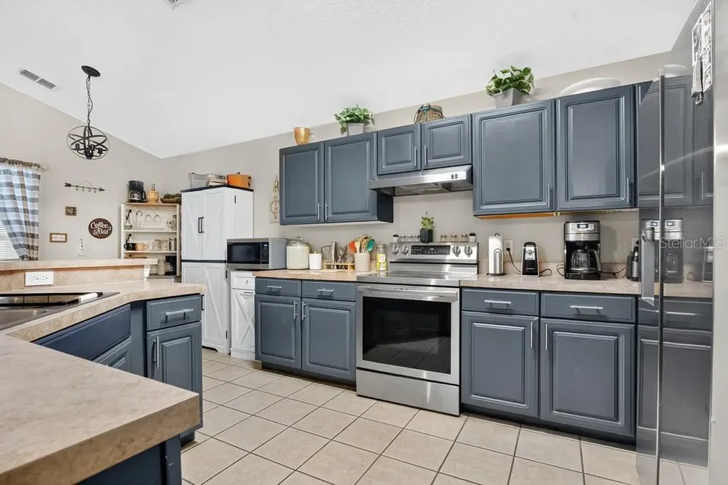 4806 Cumbrian Lakes Drive Kissimmee FL 34746