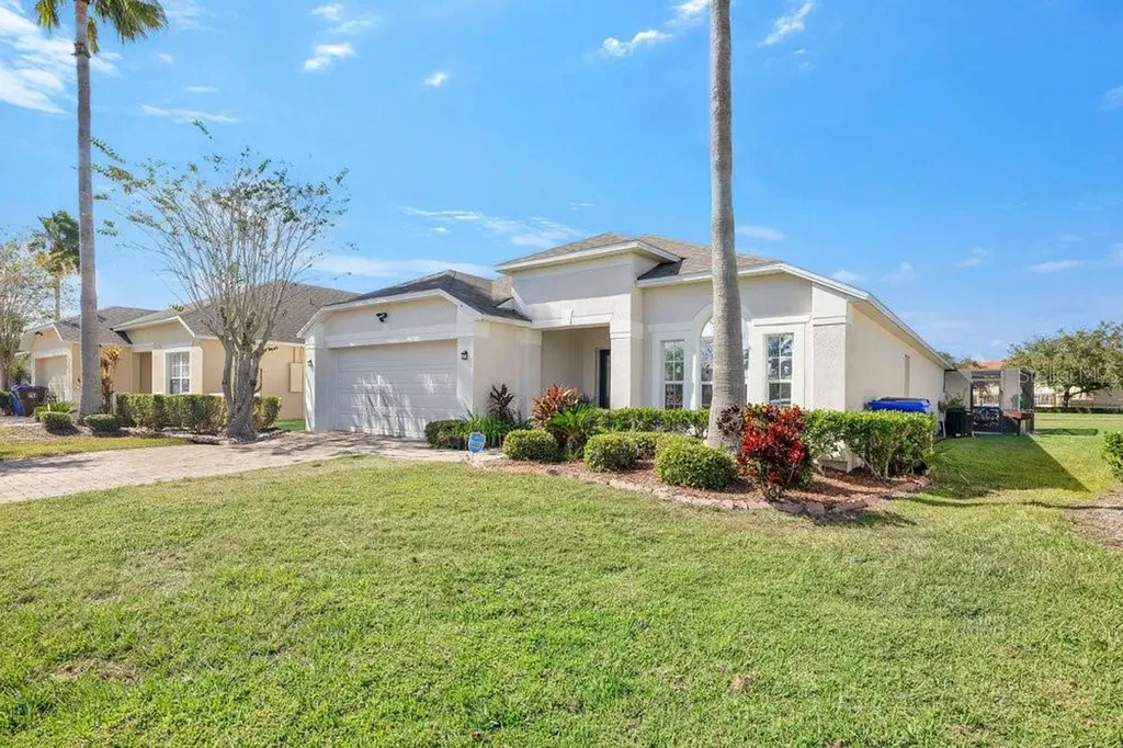 4806 Cumbrian Lakes Drive Kissimmee FL 34746