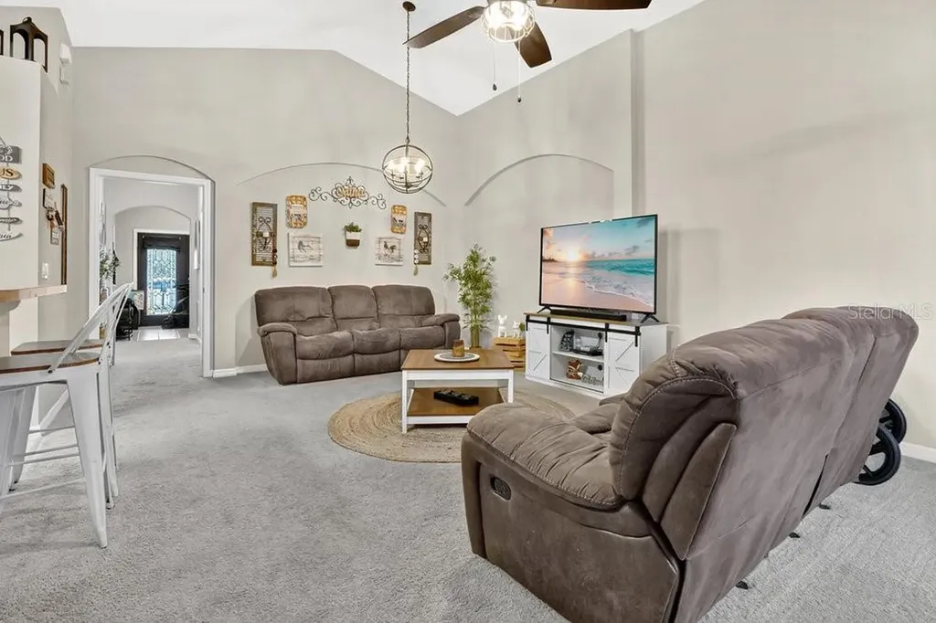 4806 Cumbrian Lakes Drive Kissimmee FL 34746