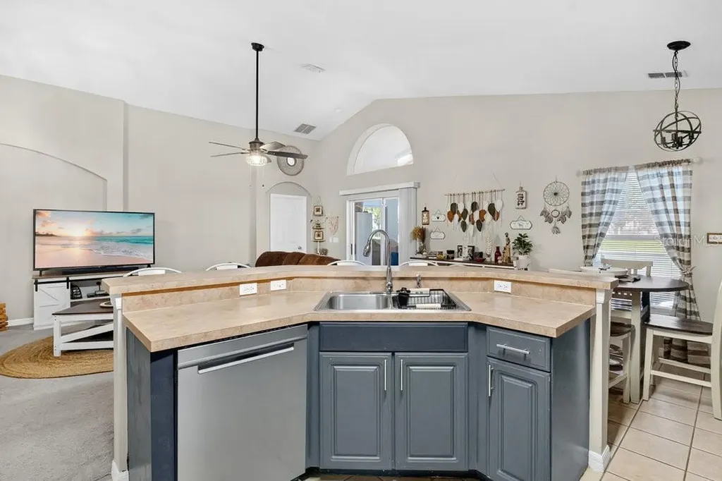 4806 Cumbrian Lakes Drive Kissimmee FL 34746