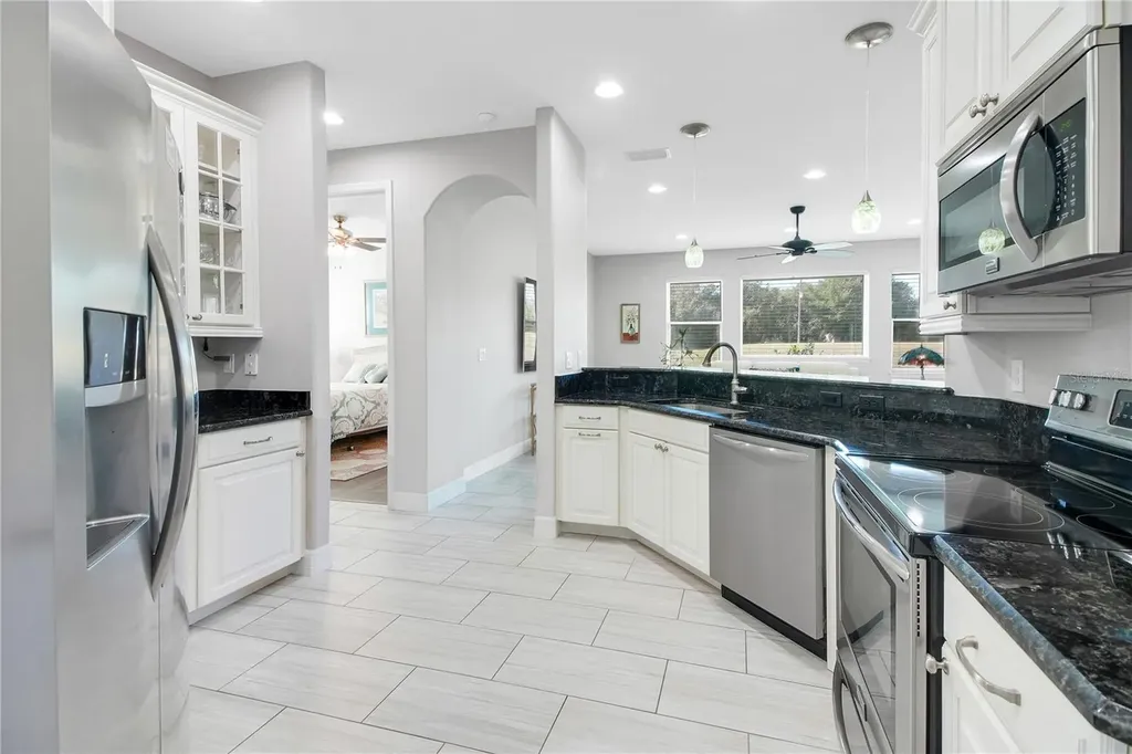 4560 Highcrest View Lady Lake FL 32159