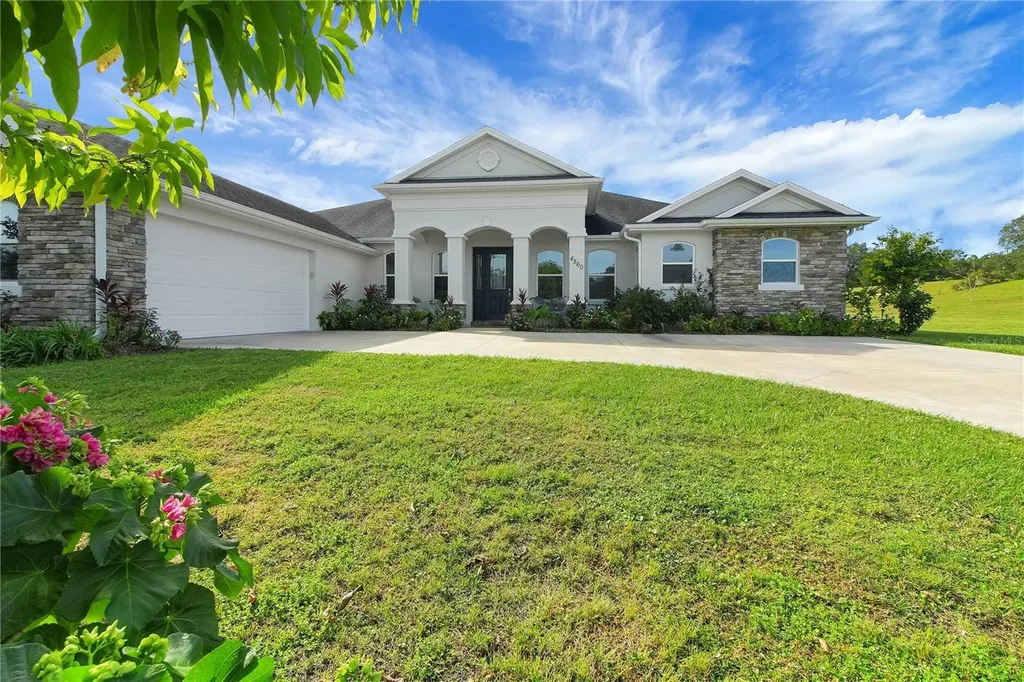 4560 Highcrest View Lady Lake FL 32159
