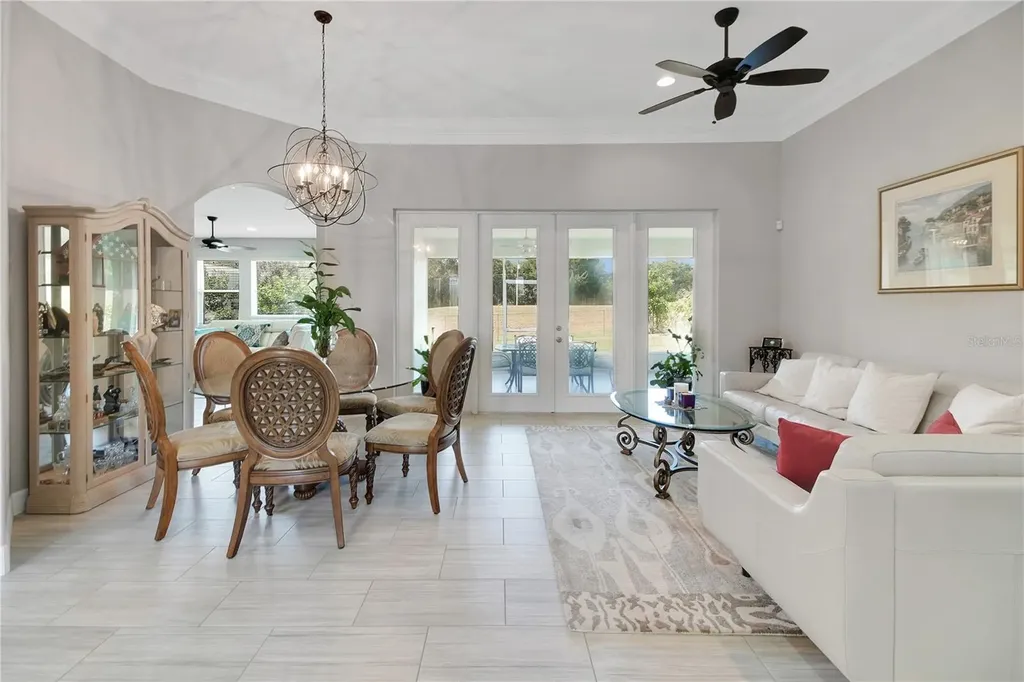 4560 Highcrest View Lady Lake FL 32159