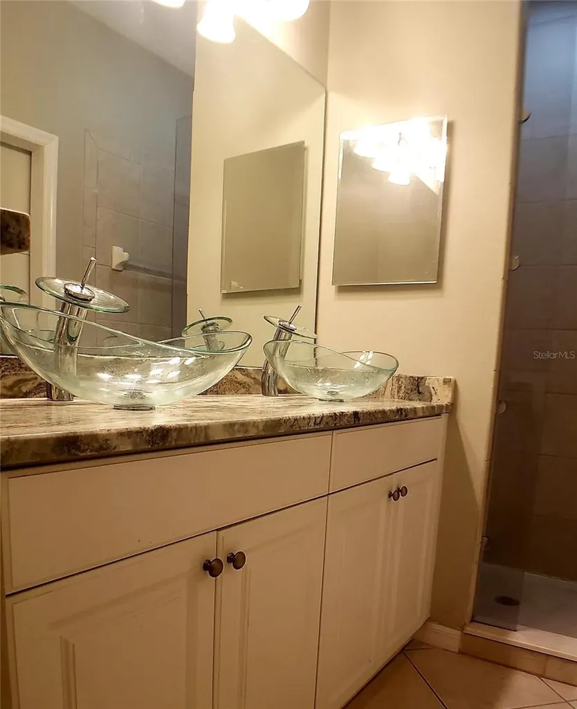5662 Whitehead Street Bradenton FL 34203