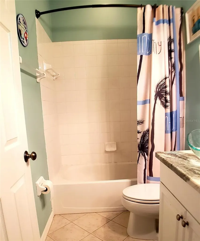 5662 Whitehead Street Bradenton FL 34203