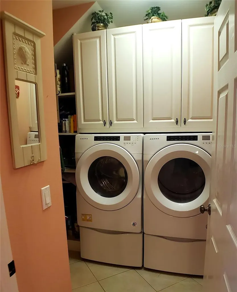 5662 Whitehead Street Bradenton FL 34203