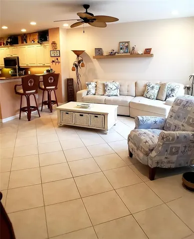 5662 Whitehead Street Bradenton FL 34203
