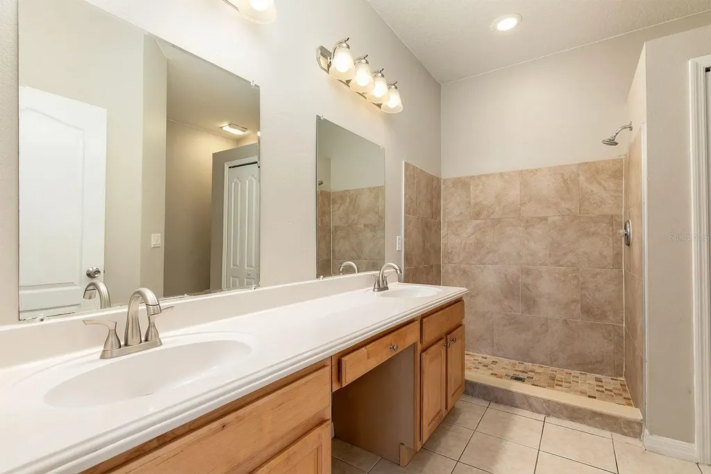 5255 Shale Ridge Trail Orlando FL 32818